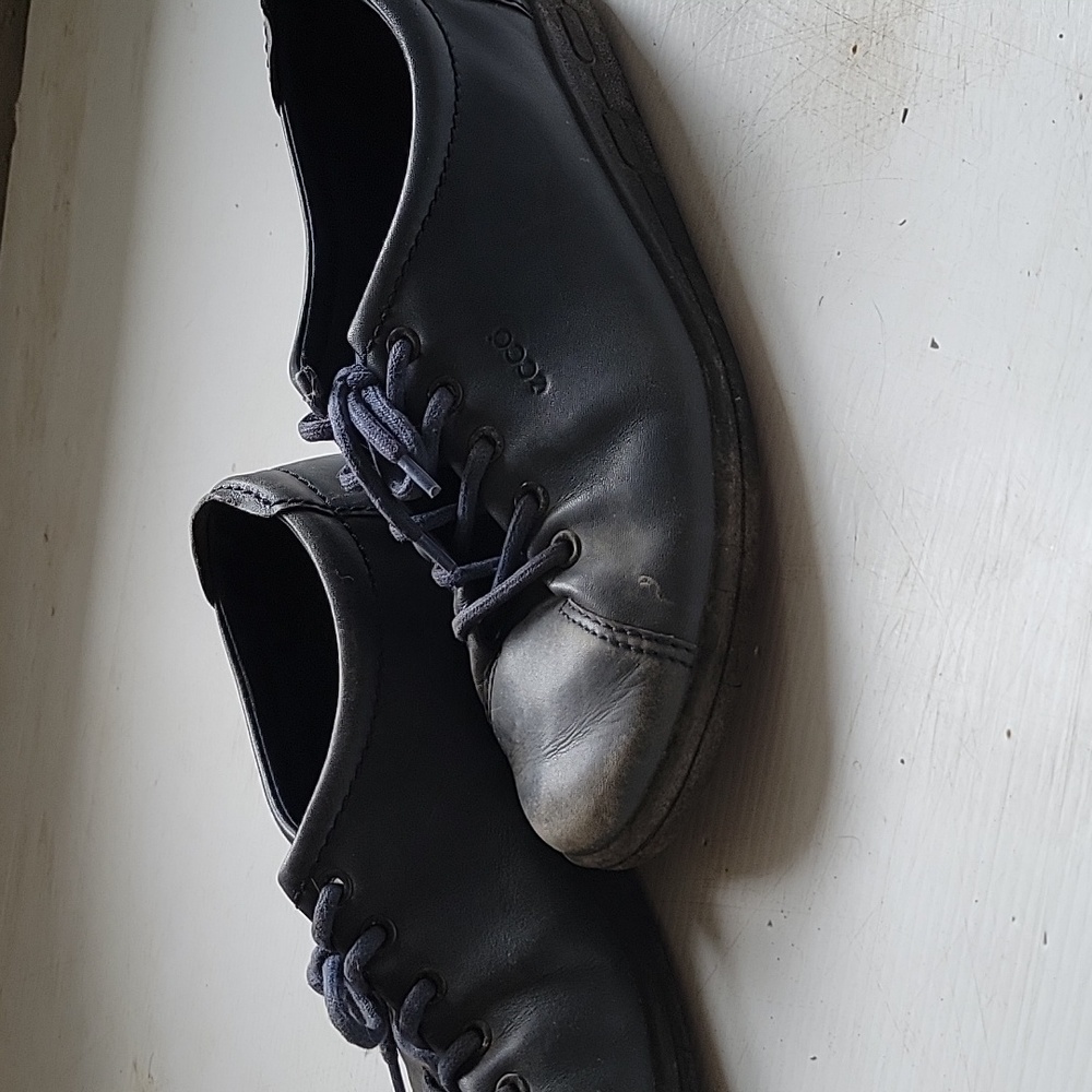 ecco slipons, EU 39 or US 8, navy blue